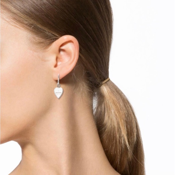 ***SOLD***Authentic Gucci Trademark Logo SS.925 Heart Charm Dangle Earrings New - Picture 3 of 11